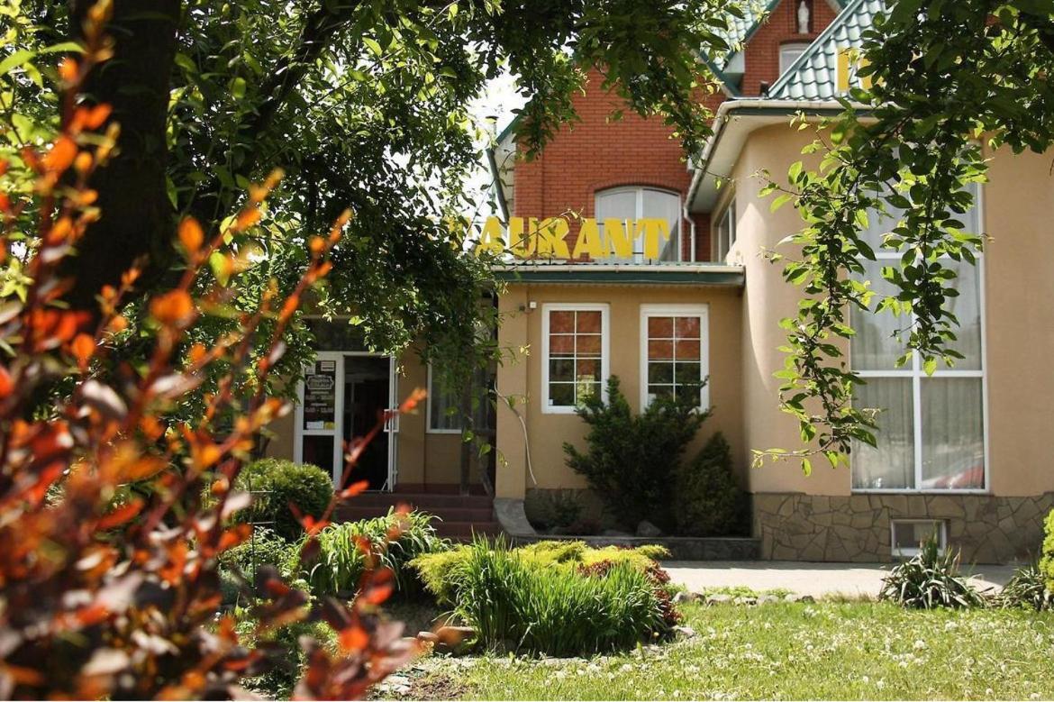 Pivdenna Brama Khmelnytskyi Exterior photo